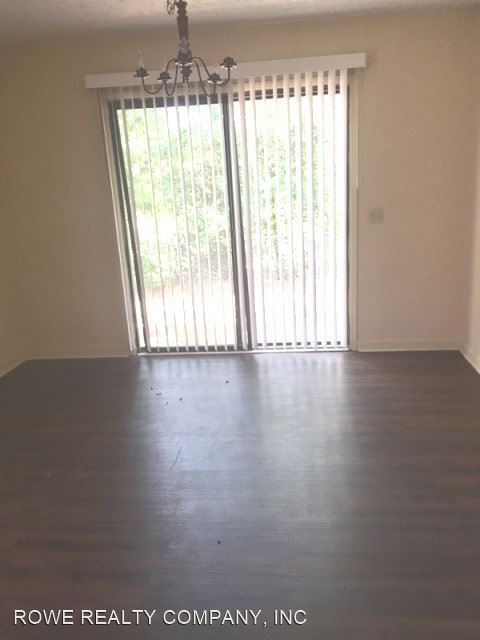 Building Photo - 6904 Bullet Blvd