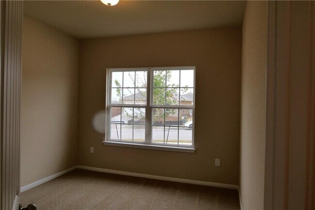 Building Photo - 6817 Ranchito Dr