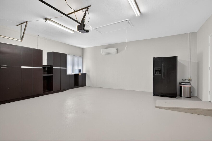 Building Photo - 3170 Estates Dr