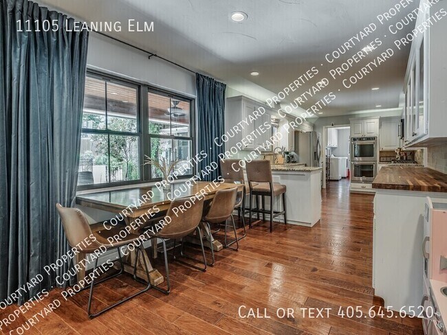 Building Photo - 11105 Leaning Elm Rd