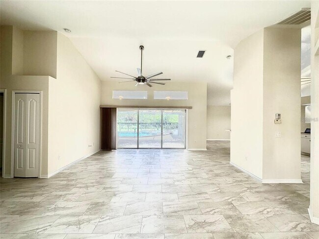 Building Photo - 14017 Wenzel Ave