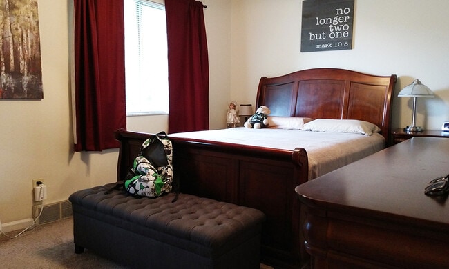 Bedroom #1 - 12 Lynwood Ter