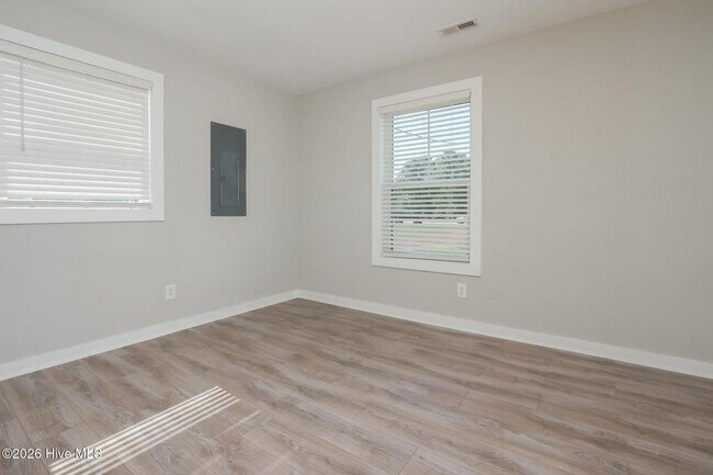 Building Photo - 2098 Hwy 172