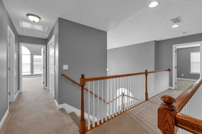Building Photo - HUGE HOME IN CAIN RIDGE AT AN AMAZING PRIC...