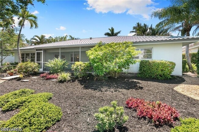 Building Photo - 751 Orchid Ct