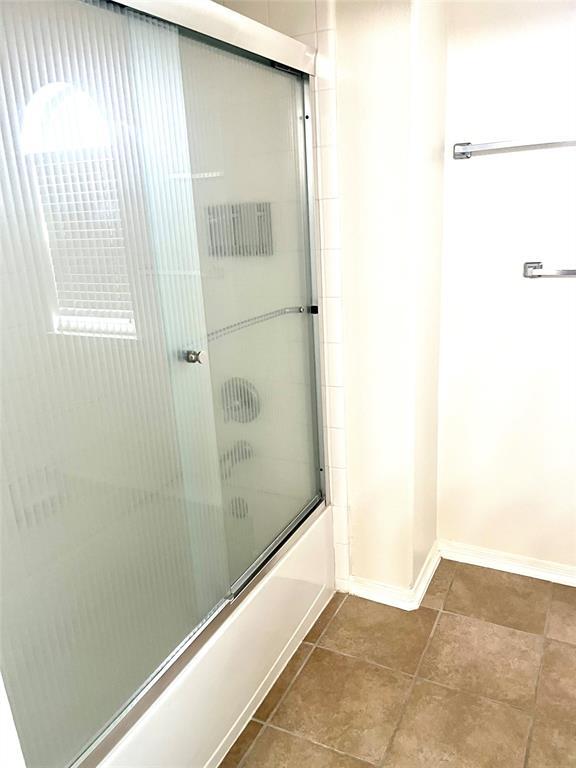 Building Photo - 18003 Blues Point Dr