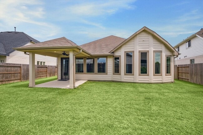 Building Photo - 3400 Acacia Grv Ln