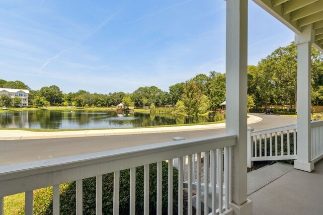 Building Photo - Cape Sound Condo