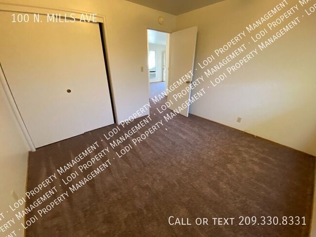 Building Photo - 100 N Mills Ave