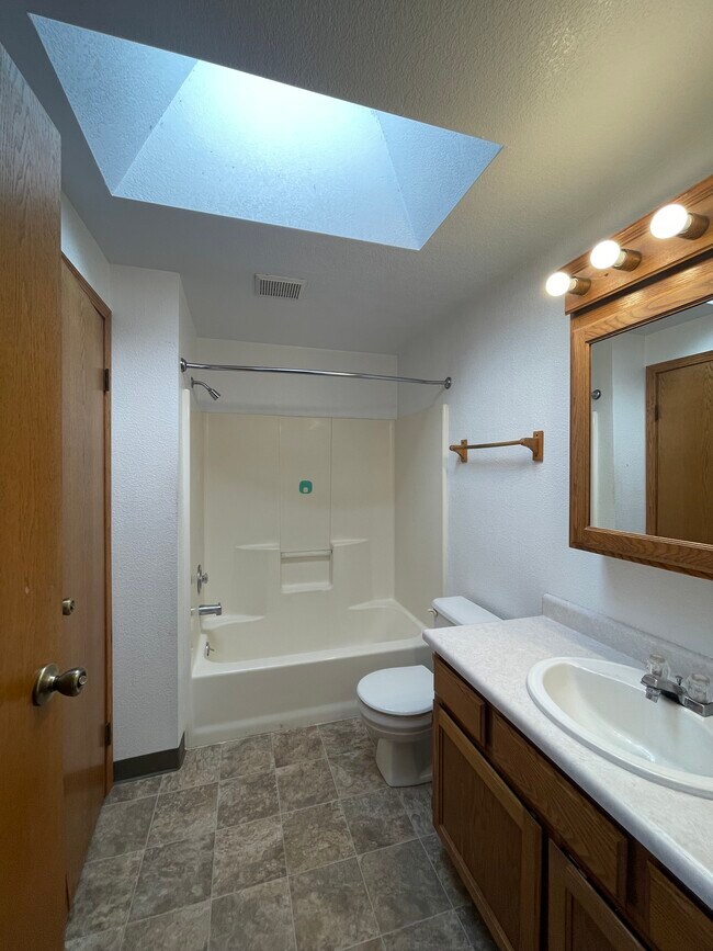 Building Photo - 3070 Shamberger Ct