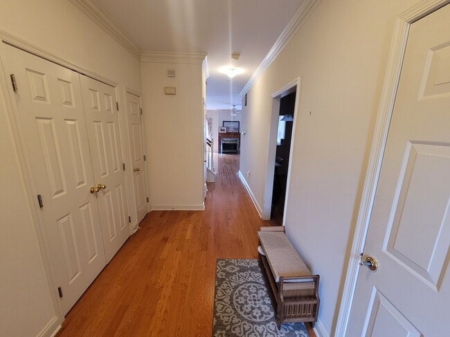 Building Photo - 701 Whitetail Cir