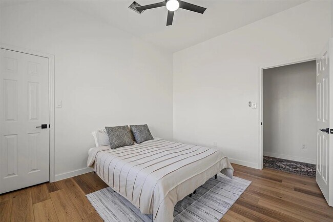 Building Photo - 3427 Shadowchase Dr