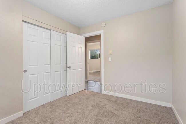 Building Photo - 22745 SW Orcutt Pl