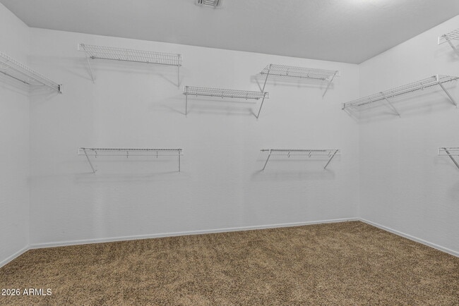 Building Photo - 9444 W Hubbell St