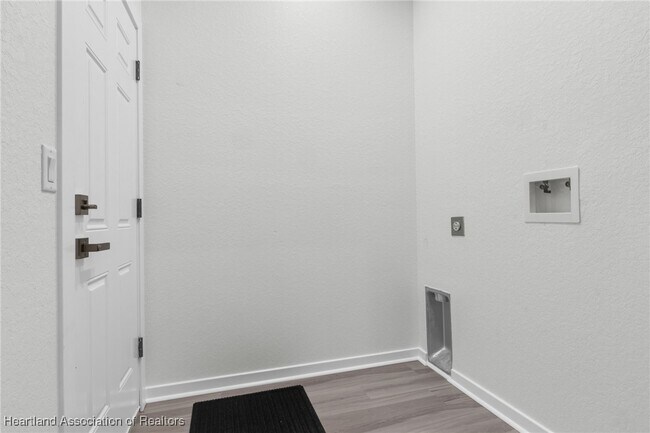 Building Photo - 7539 Bernal Dr