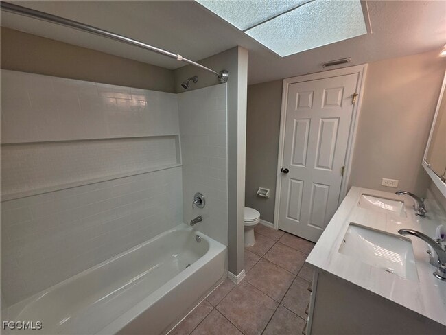 Building Photo - 21151 Captain Nelson Ct