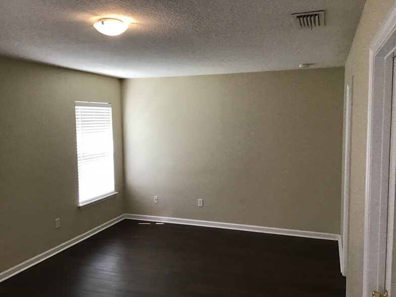 Building Photo - 5207 Cypress Links Blvd