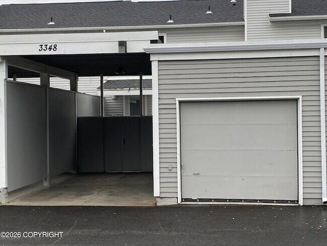 Building Photo - 3348 Monticello Ct