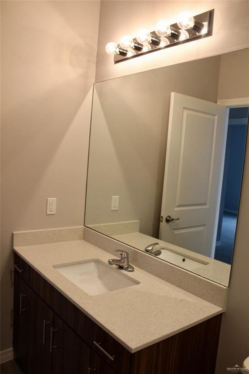 Building Photo - 10 Jackson St