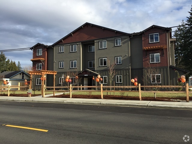 Building Photo - Oxford Place Apartments