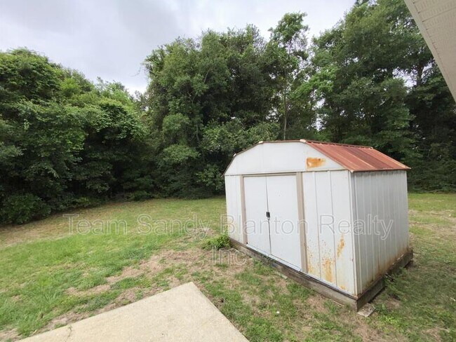Building Photo - 10340 Chinaberry Ct