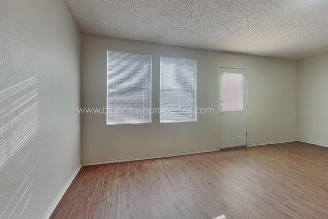 Building Photo - 12109 Wolfson St