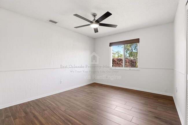 Building Photo - 7326 Wethersfield Dr