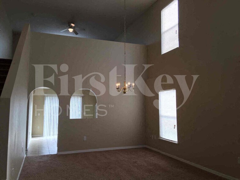 Building Photo - 3638 Queens Cove Blvd