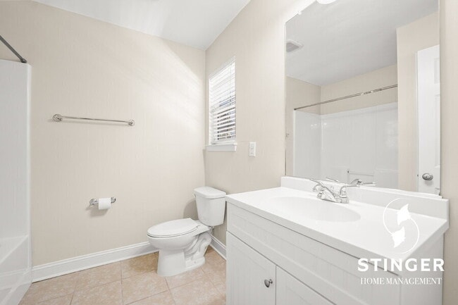 Building Photo - 143 Bella Way