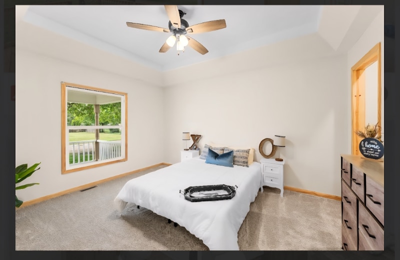 Building Photo - 123 King St