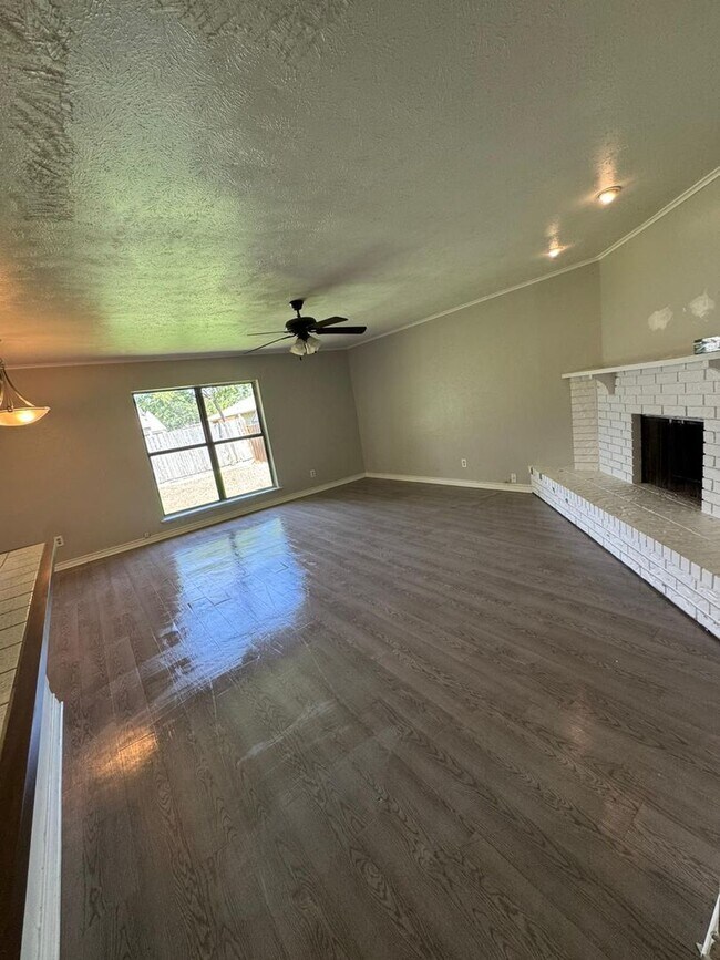 Building Photo - A hassle-free lifestyle