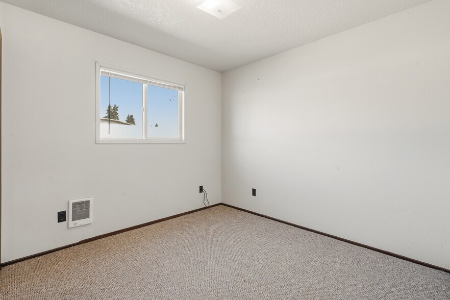 Building Photo - 119 N 9th St