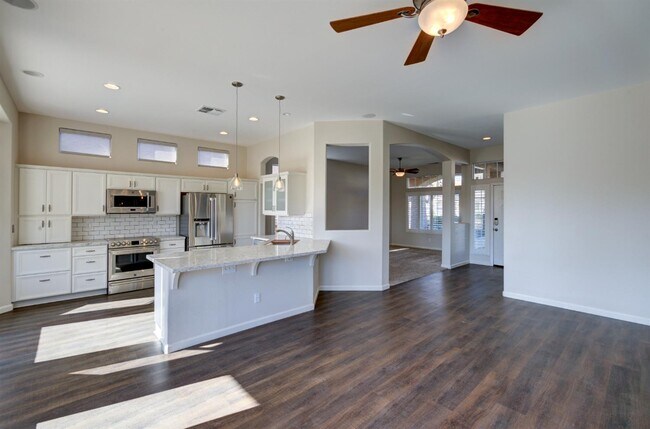 Building Photo - 4611 W Rio Bravo Dr