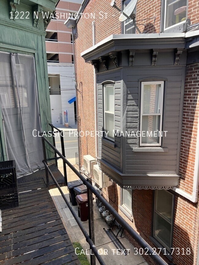 Building Photo - 1222 Washington St