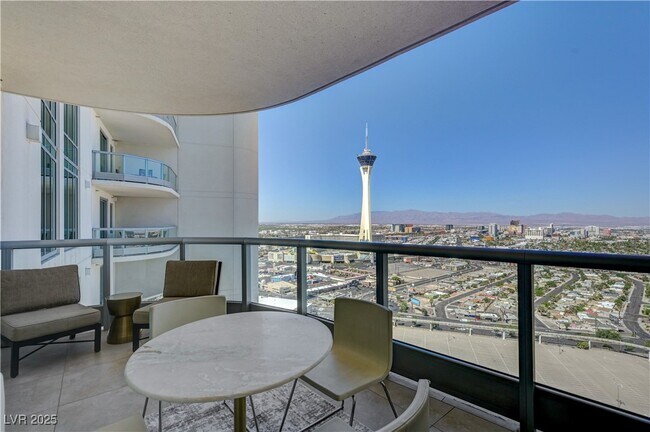 Building Photo - 222 Karen Ave