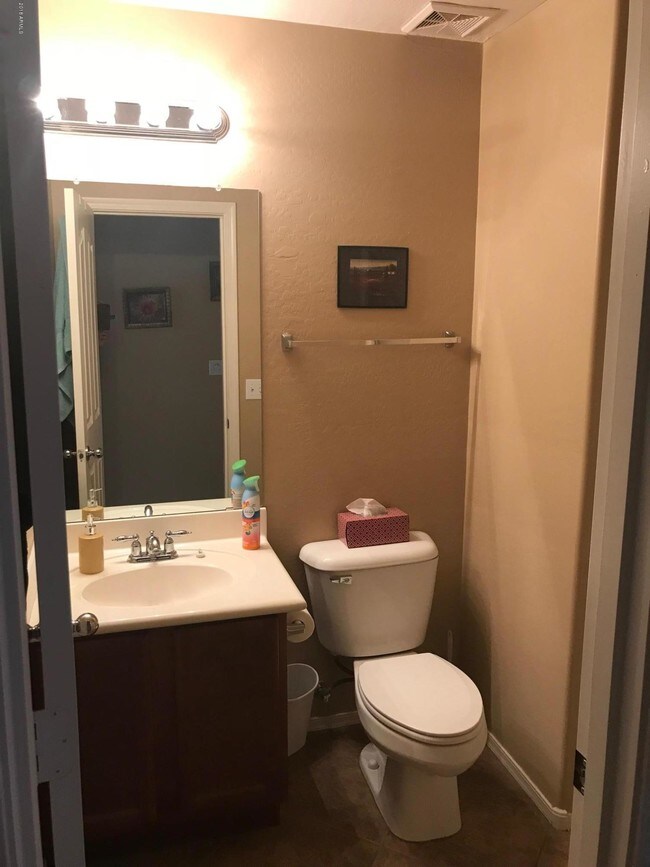 Building Photo - 45022 Bahia Dr