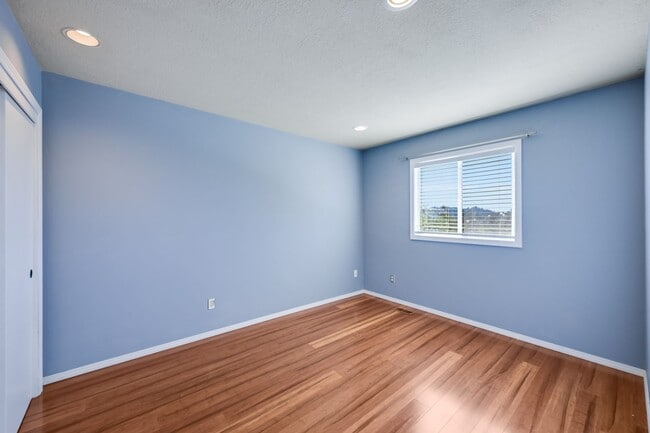 Building Photo - Beautiful 4 Bed, 4 Bath Rental Home in Gre...