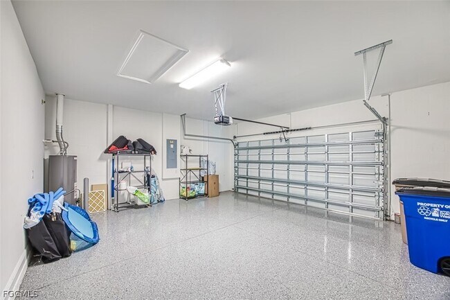 Building Photo - 2925 Willow Ridge Ct