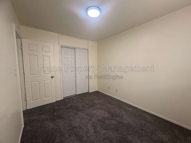 Building Photo - 87 E 81st Ave