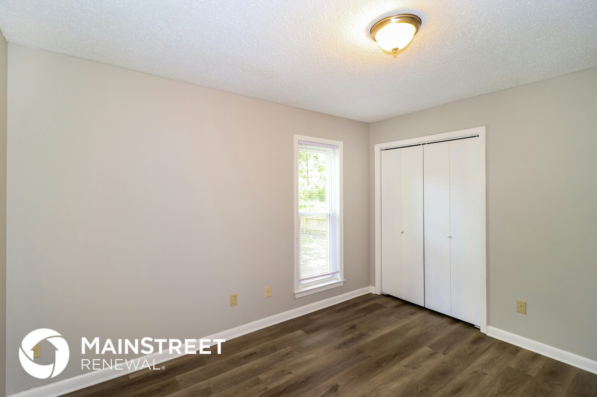 Building Photo - 9143 Gainsborough Dr