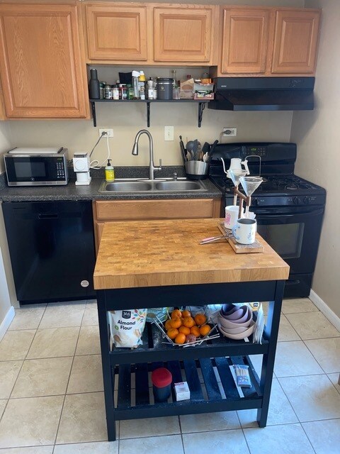 Kitchen - 1440 N St NW