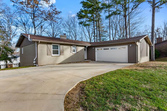 Primary Photo - Beautifully updated house in Cape