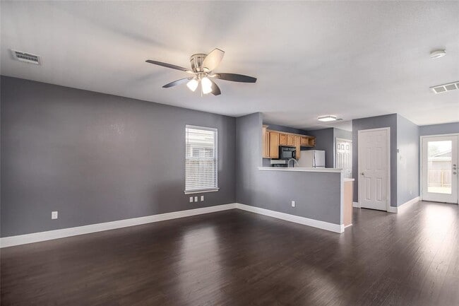 Building Photo - 2721 Crimson Sky Ct