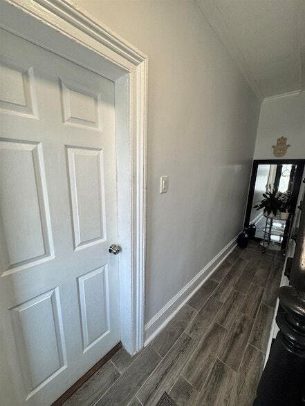 Building Photo - 24 Pamrapo Ave