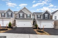 Building Photo - 104 Emma Cir