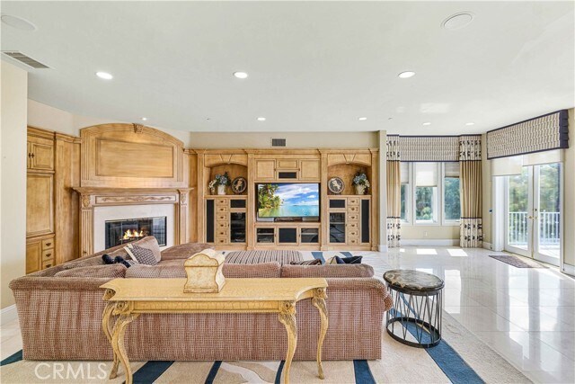 Building Photo - 5061 E Copa De Oro Dr