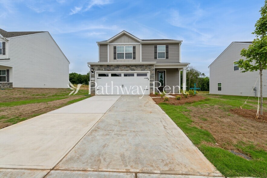 Primary Photo - 106 Wembury Ln