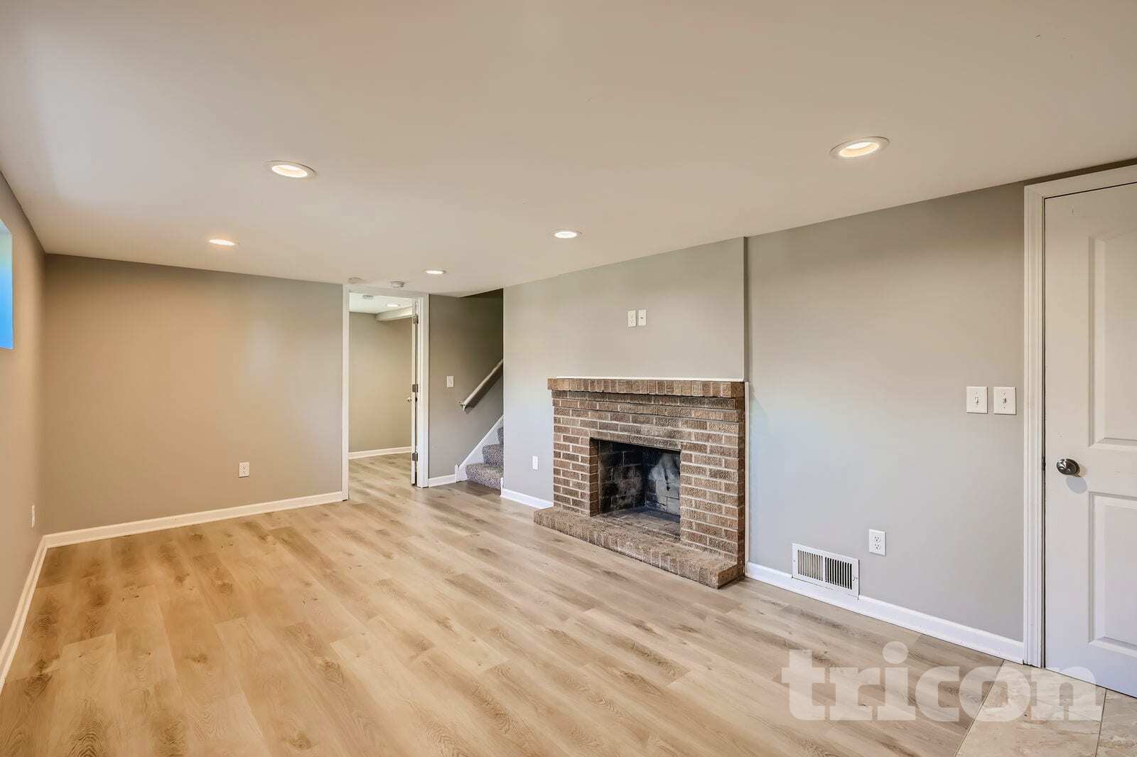 Building Photo - 5728 Xerxes Ave S