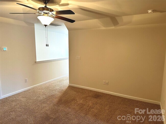 Building Photo - 340 Secretariat Dr