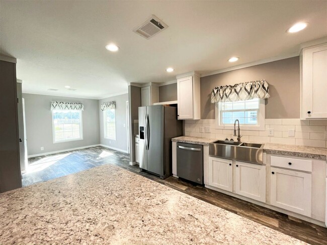 Building Photo - 3124 SW 108th St